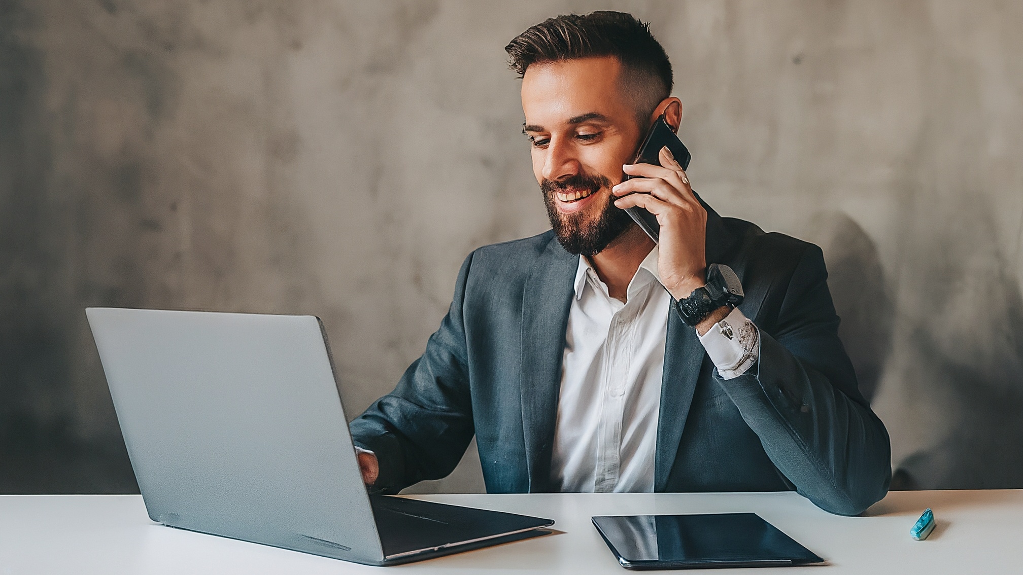 Свяжитесь с нами